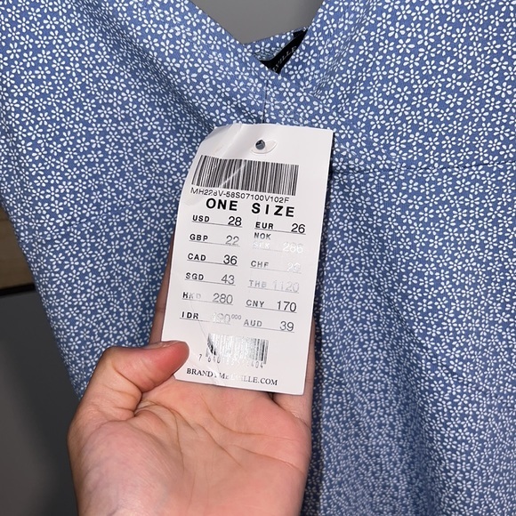 Brandy‎ Melville, Amara blue white floral dress NWT - Picture 2 of 4